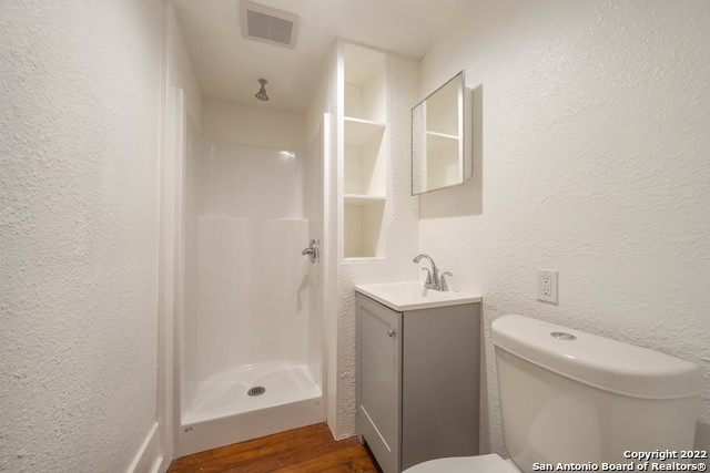 212 Mclane Property Photo 14