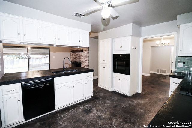7227 Trace Buckle Property Photo 7