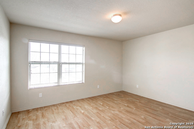 8926 Gerald Ohara Property Photo 13
