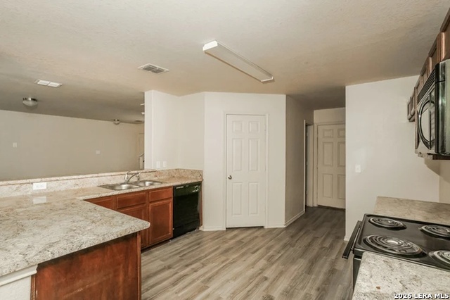 7006 Heathers Way Property Photo 5