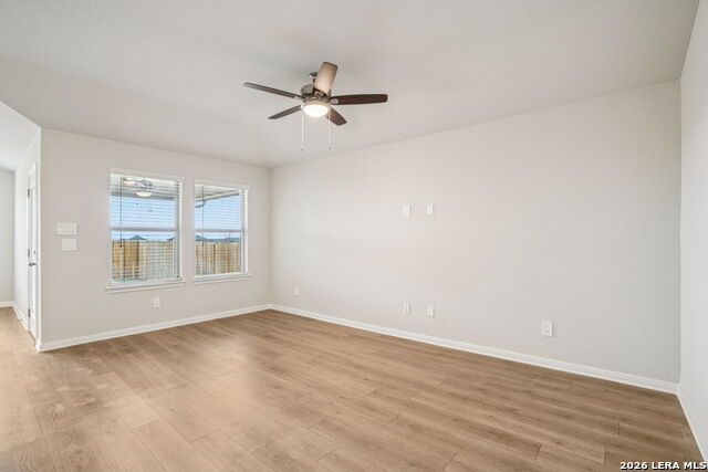 2906 Clemente Way Property Photo 3