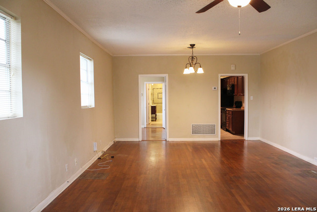 3901 N New Braunfels Property Photo 4