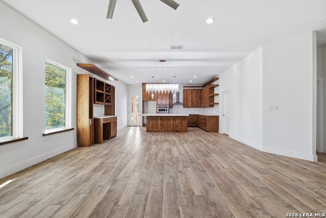 19402 Easy Oak Property Photo 7