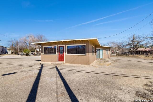 518 Junction Property Photo 1