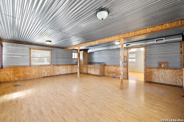 518 Junction Property Photo 8