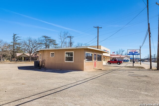 518 Junction Property Photo 15