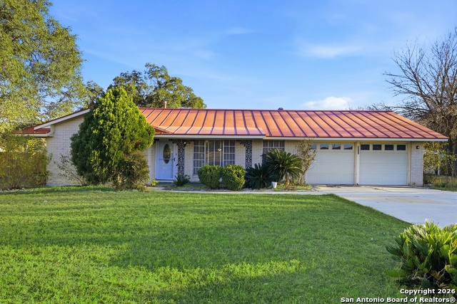 9366 Schaefer Rd Property Photo 2