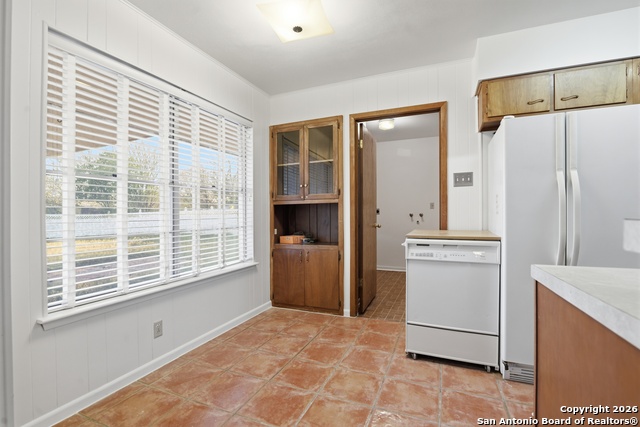 9366 Schaefer Rd Property Photo 7