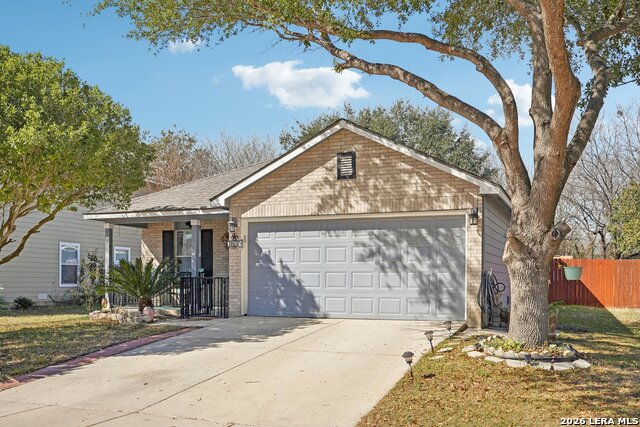 7835 Saddle Run Property Photo 1