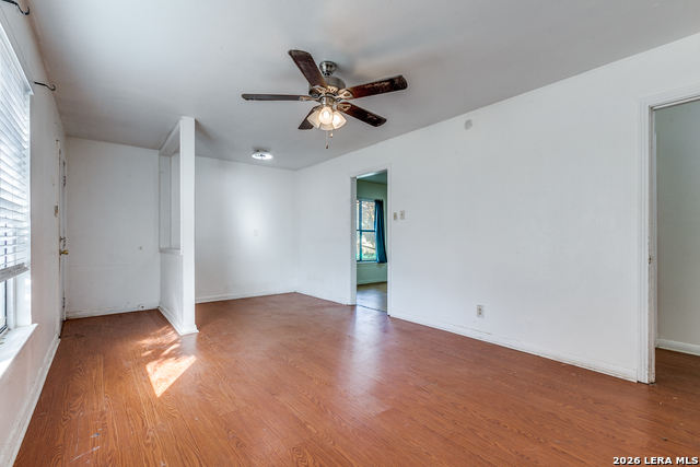 2207 Bronte Property Photo 5