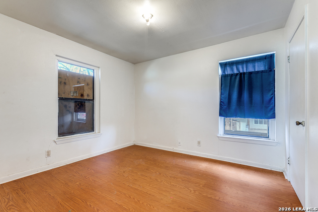 2207 Bronte Property Photo 12