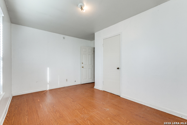 2207 Bronte Property Photo 18