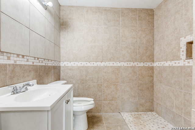 2207 Bronte Property Photo 20