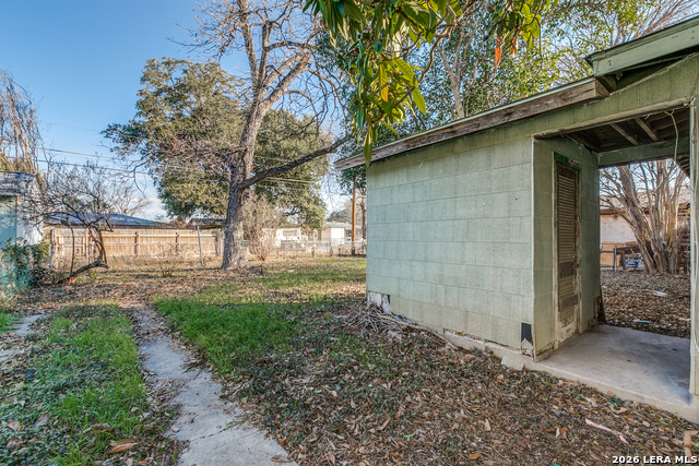 2207 Bronte Property Photo 21