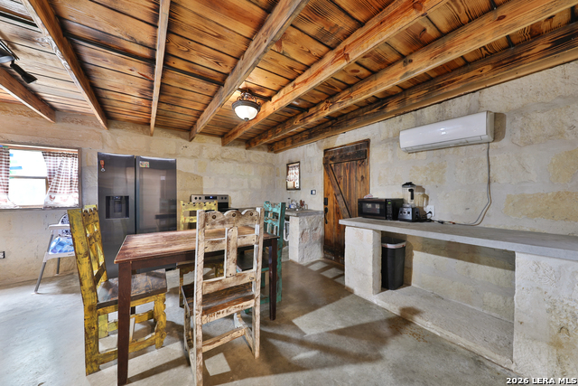 122 Brink Property Photo 9