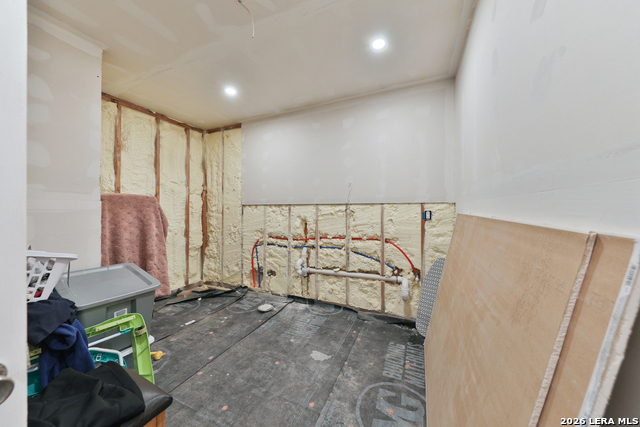 122 Brink Property Photo 23