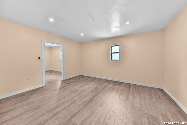 122 Brink Property Photo 31