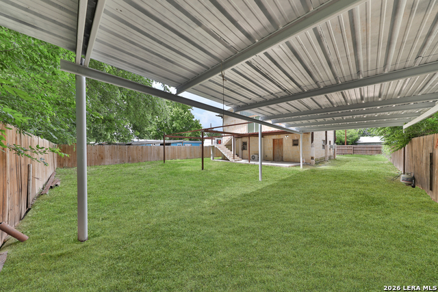 122 Brink Property Photo 34