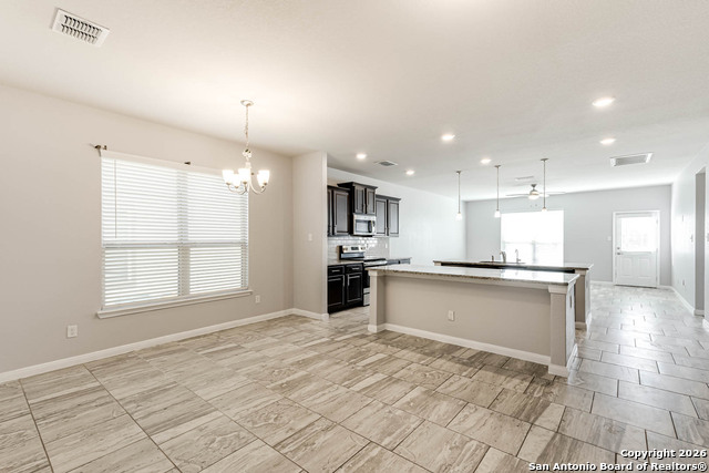 8908 Arundal Property Photo 9