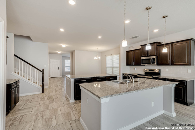 8908 Arundal Property Photo 14