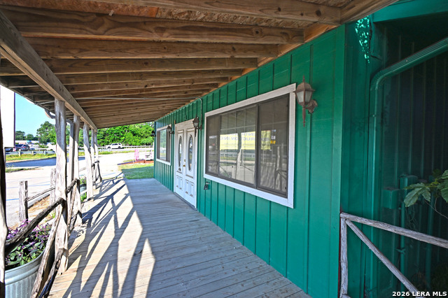 1642 Fm 2673 Property Photo 5
