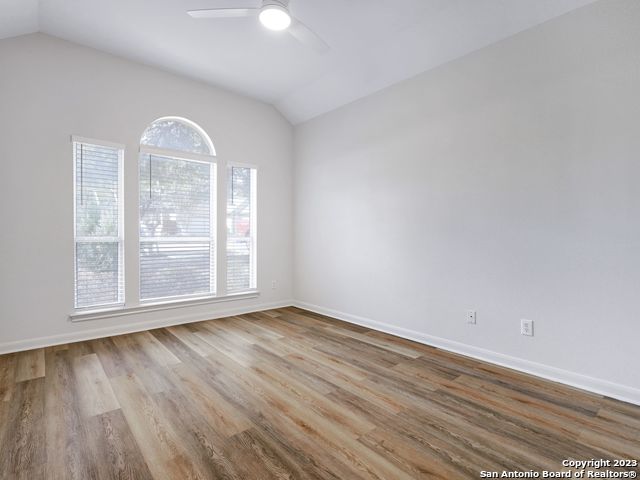 26 Silverhorn Drive Property Photo 32