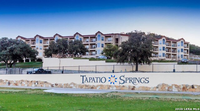 20 Tapatio Dr E Property Photo 1