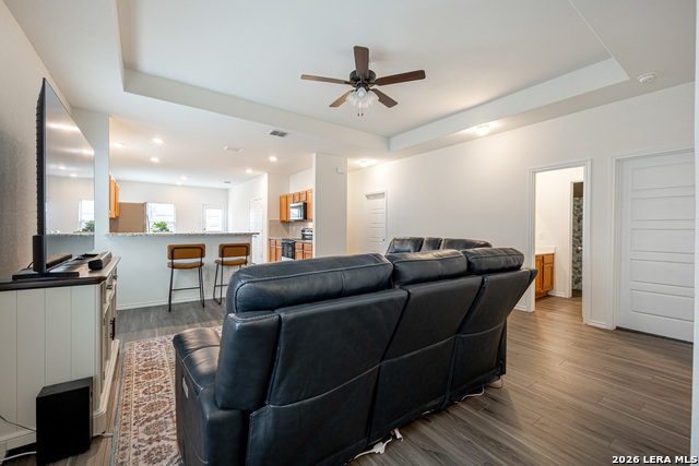 4134 Winchester Property Photo 6