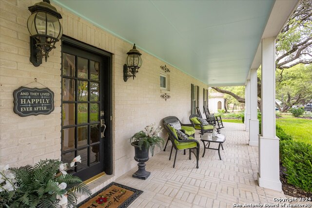 29715 Windchime Hill Property Photo 9