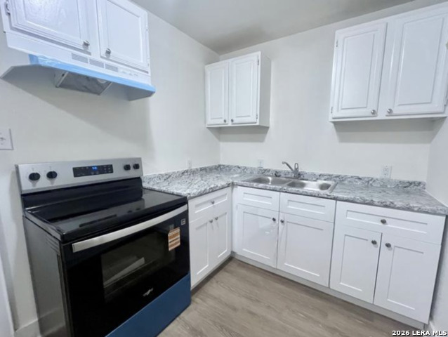 1828 Texas Property Photo 4