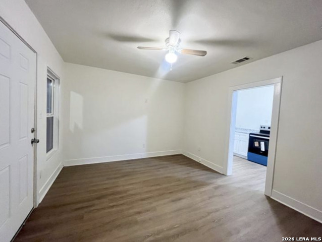 1828 Texas Property Photo 6