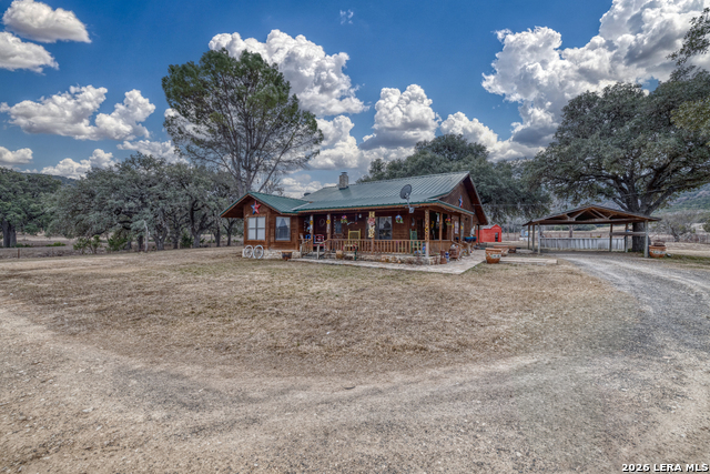 969 Walter White Ranch Rd Property Photo 2