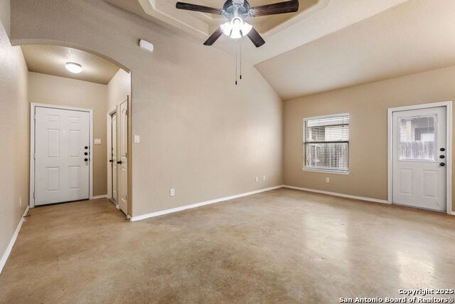 264 Rosalie Property Photo 4