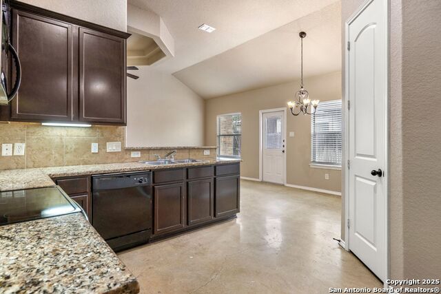 264 Rosalie Property Photo 5