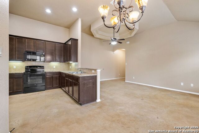 264 Rosalie Property Photo 6