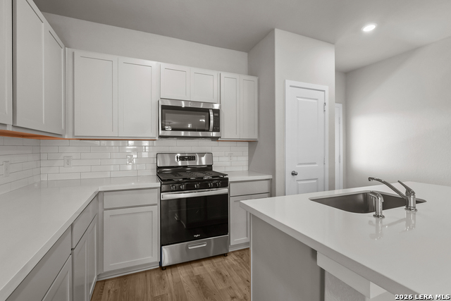 5116 Park Cape Property Photo 14
