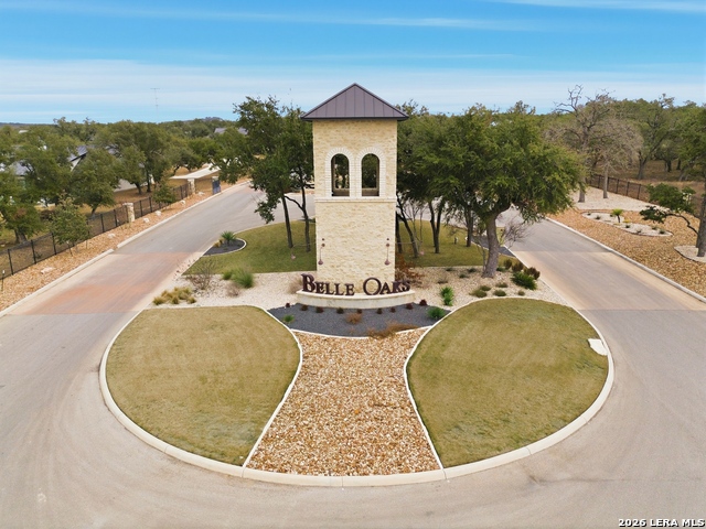 34716 Mayer Oaks Property Photo 2
