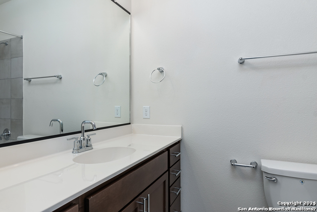 211 Utah St Property Photo 13