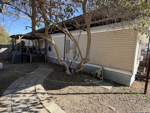 409 E Tullos Property Photo 1