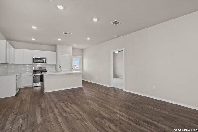 5008 Obispo Circle Property Photo 8