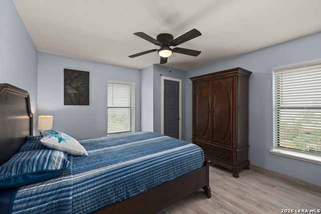 404 Padre Blvd Property Photo 10