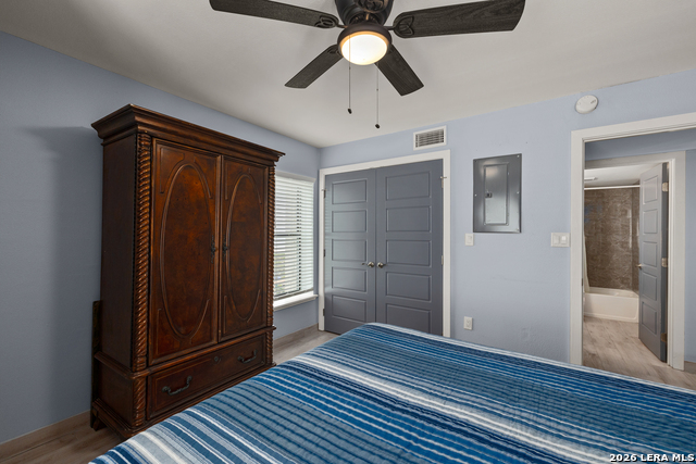 404 Padre Blvd Property Photo 11