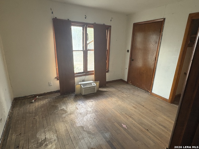 104 Charles Property Photo 16