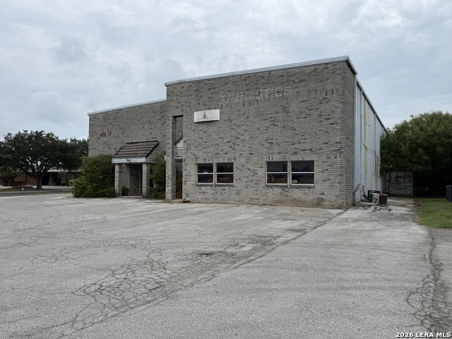 7927 Mainland Property Photo 1