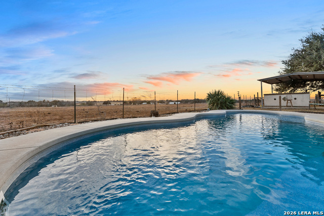 561 Barth Property Photo 31
