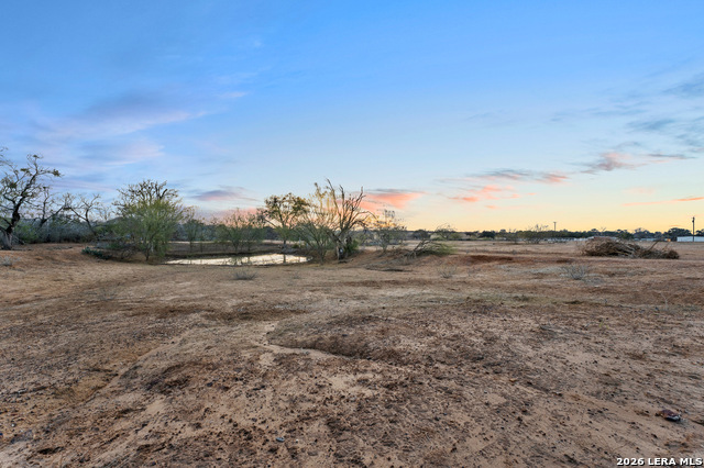 561 Barth Property Photo 33