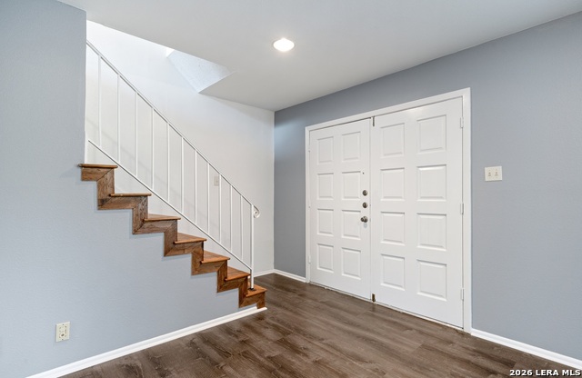 10958 Crown Park Property Photo 3