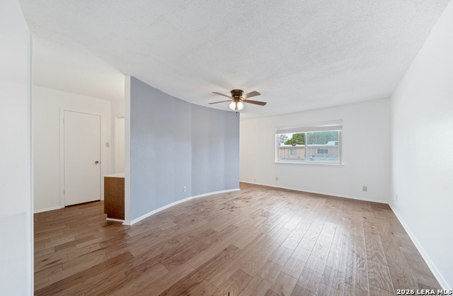 10958 Crown Park Property Photo 13
