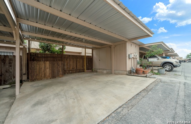 10958 Crown Park Property Photo 26