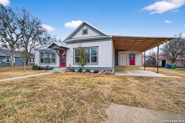 1612 Saint Peter Property Photo 1